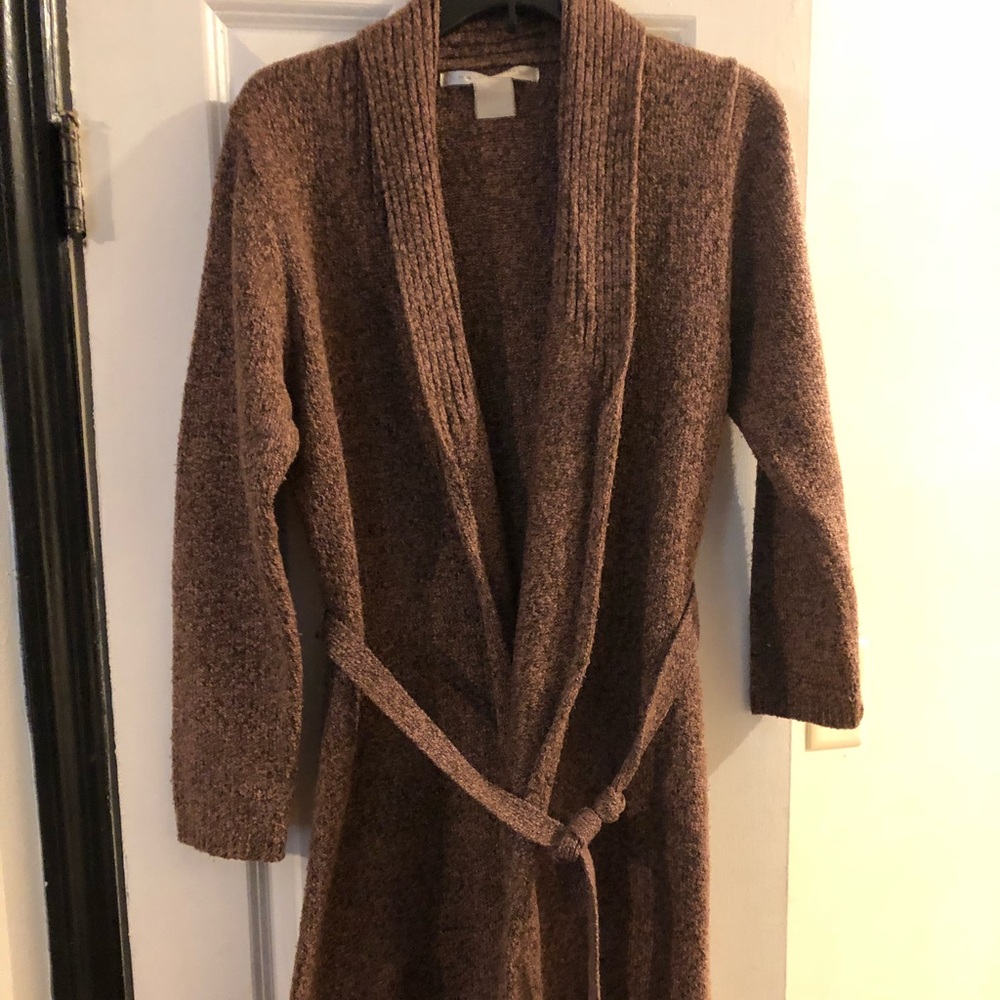 Cardigan sweater